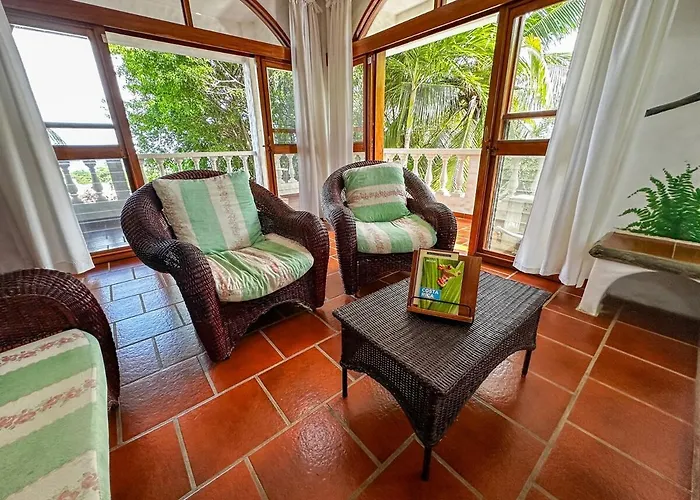 47 Hilltop Retreat Ocean Garden Views *